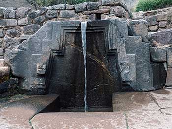 Desde Cusco: Tour VIP Valle Sagrado + Almuerzo Buffet + Moray / Salineras de Maras dia completo (No incluye boleto turístico)